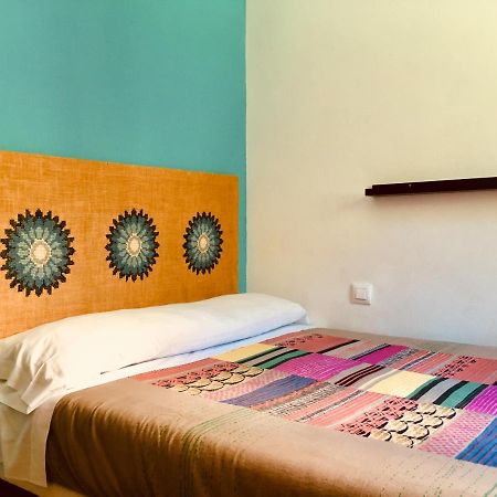 Duermevela Hostel Сеговія Екстер'єр фото