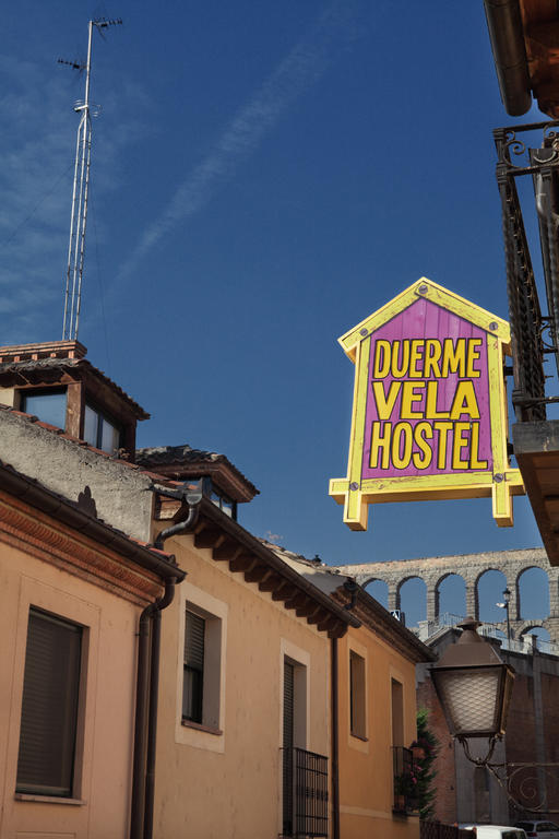 Duermevela Hostel Сеговія Екстер'єр фото
